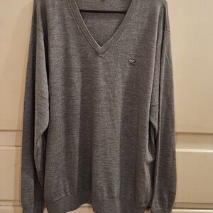 Turtleson Merino Wool Charcoal V-Neck Men's Sweater